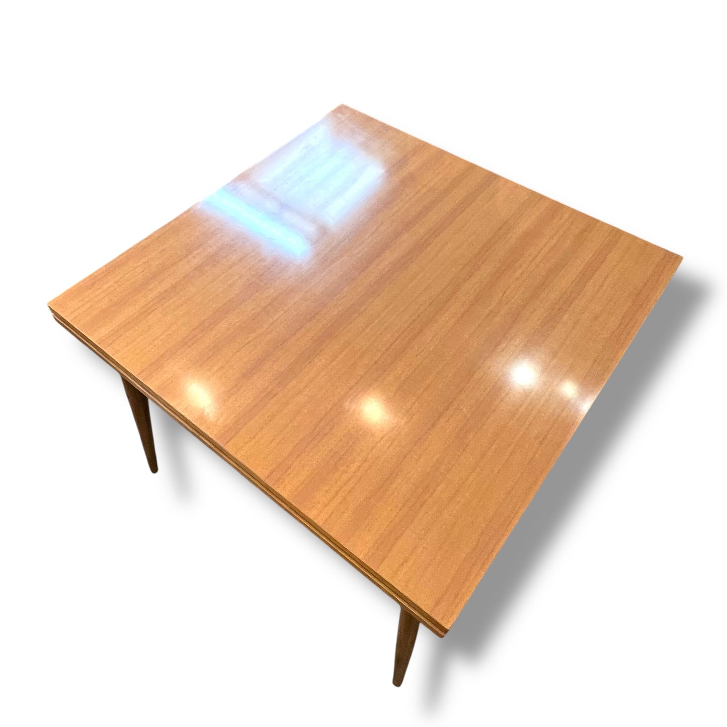 Extendable Dining Table; laminate top