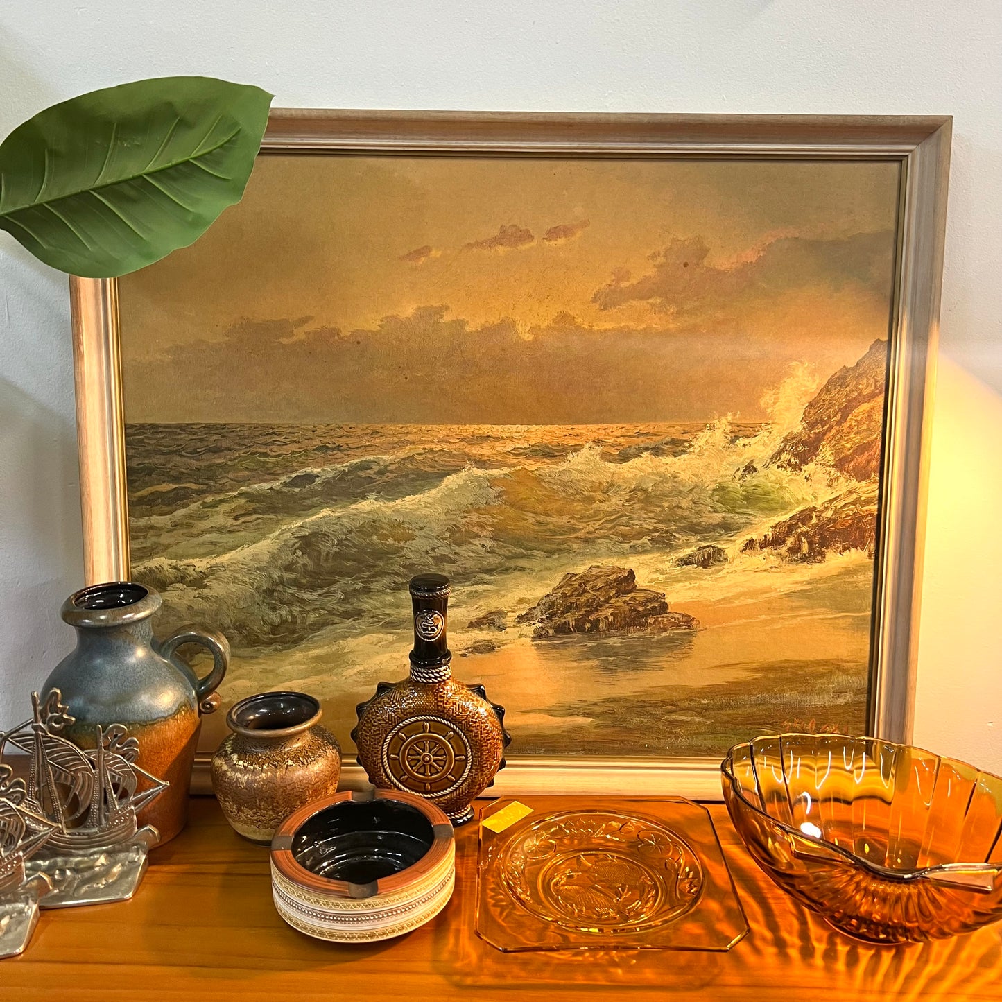 Crashing waves on rocks framed print