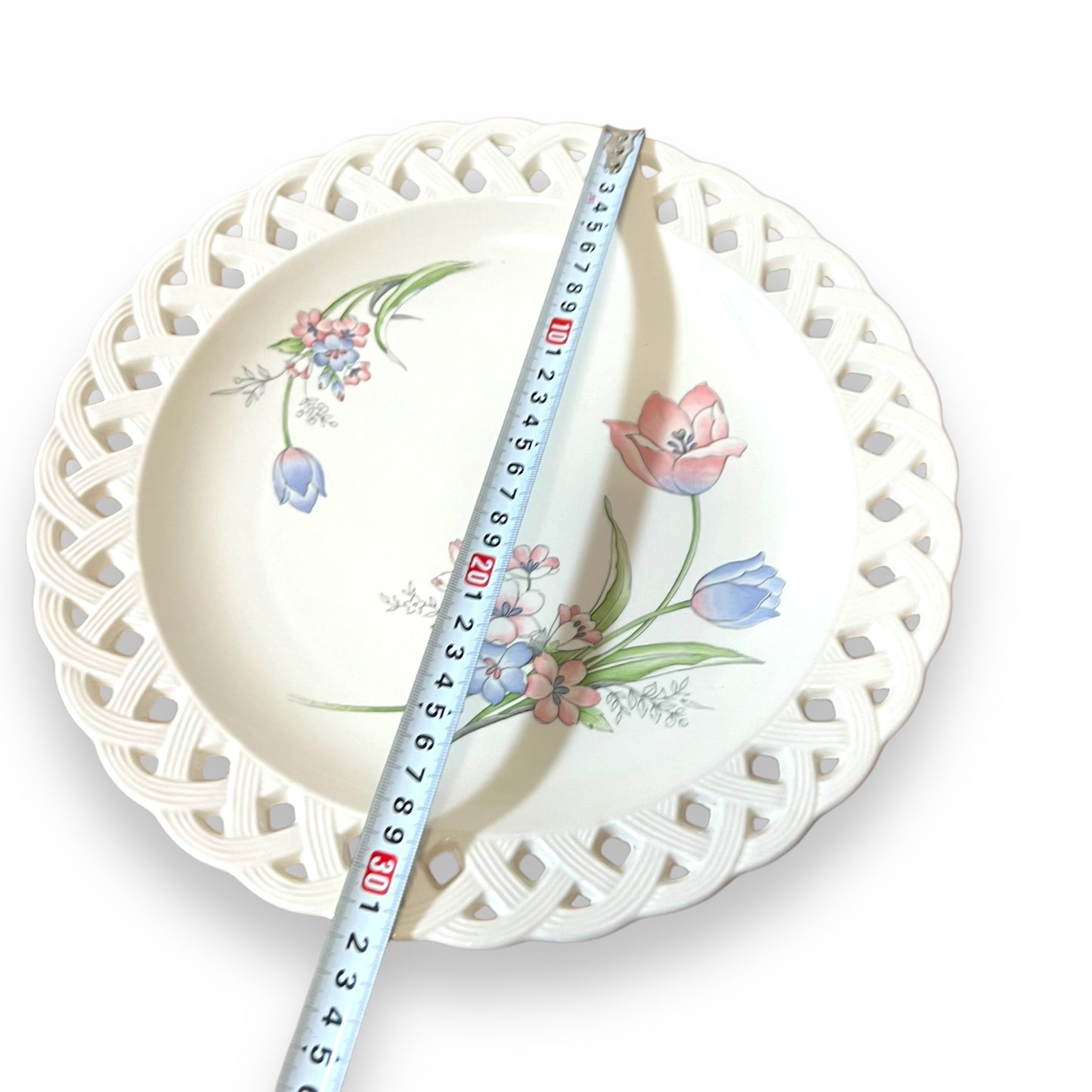 Yamazaki Royal Lattice Plate – Floral Design with Openwork Border, Made in Japan