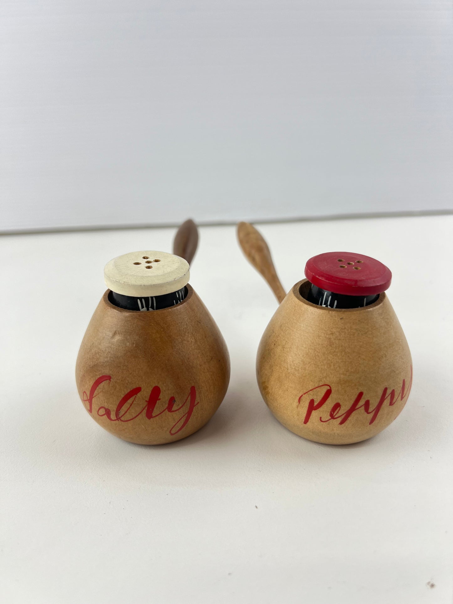 Peppy & Salty Cat Salt & Pepper Shakers with Timber Holders