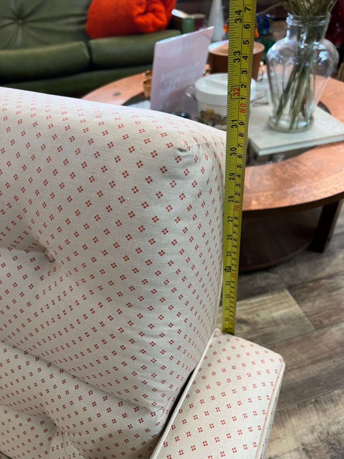 Swivel Lounge Chair – Cream Spotted Upholstery
