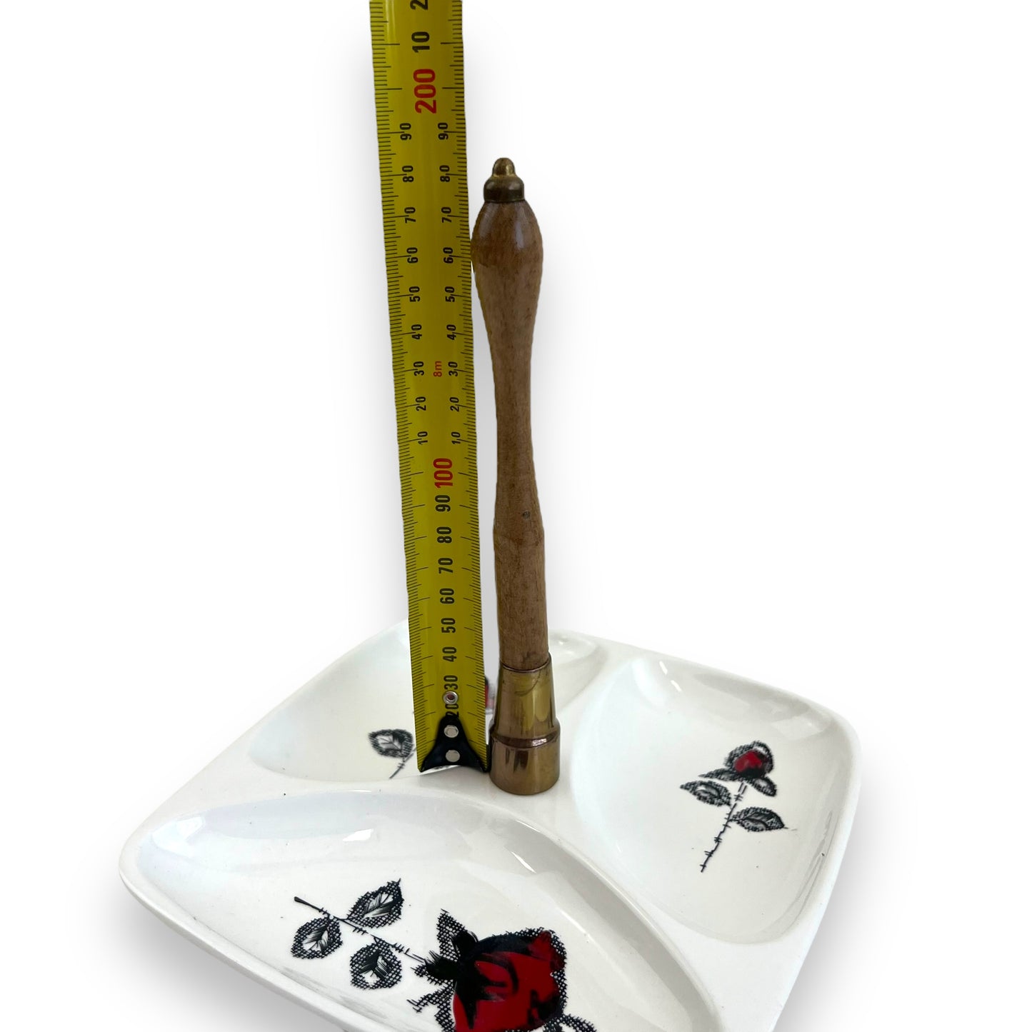 Section plate with Rose artwork and wooden carry handle - made in Japan