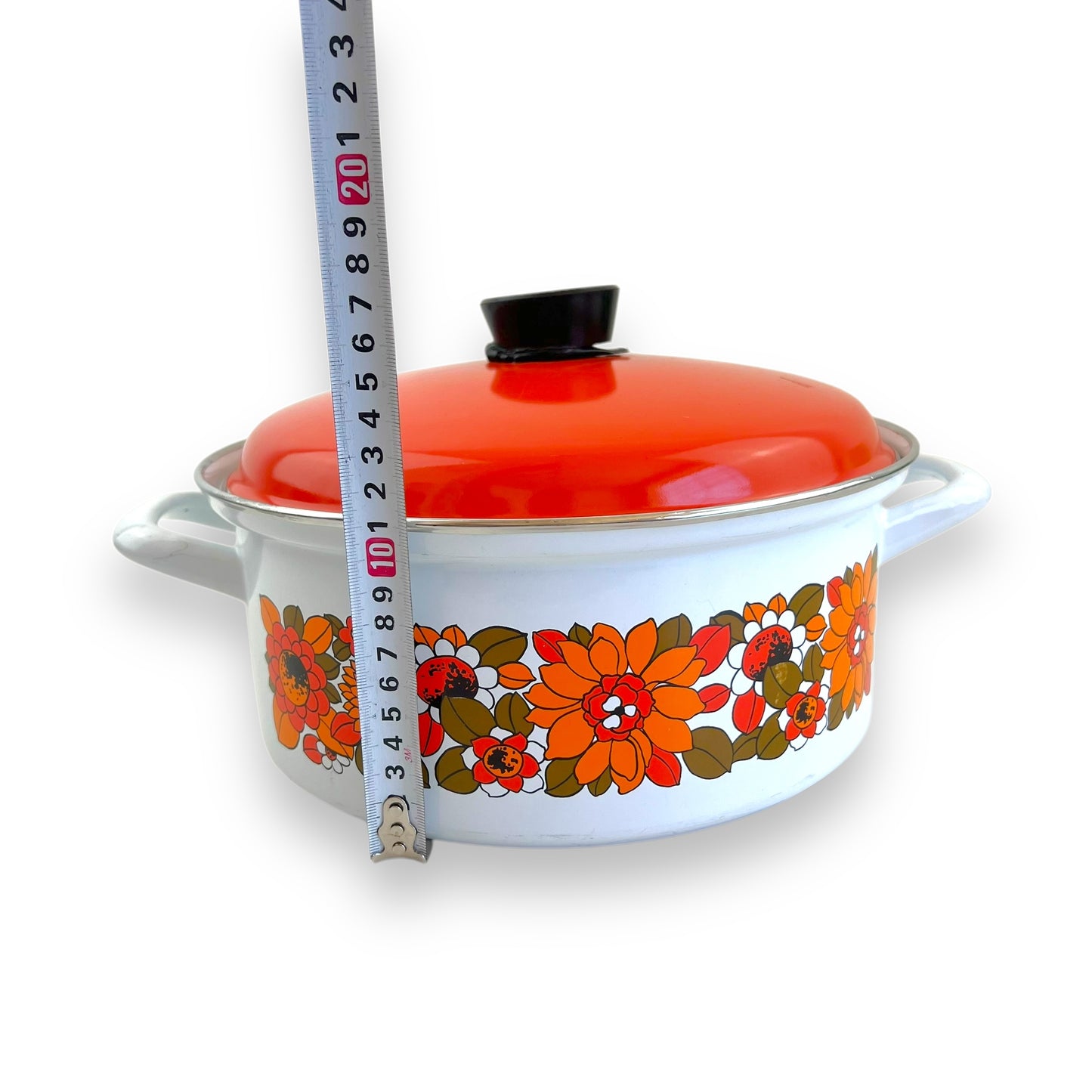 Floral Enamelware Cookpot – White & Orange Retro flower pattern with orange Lid