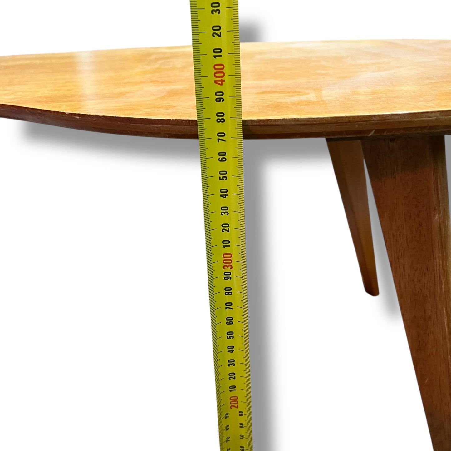 Kidney Shaped Coffee Table with Tapered Legs