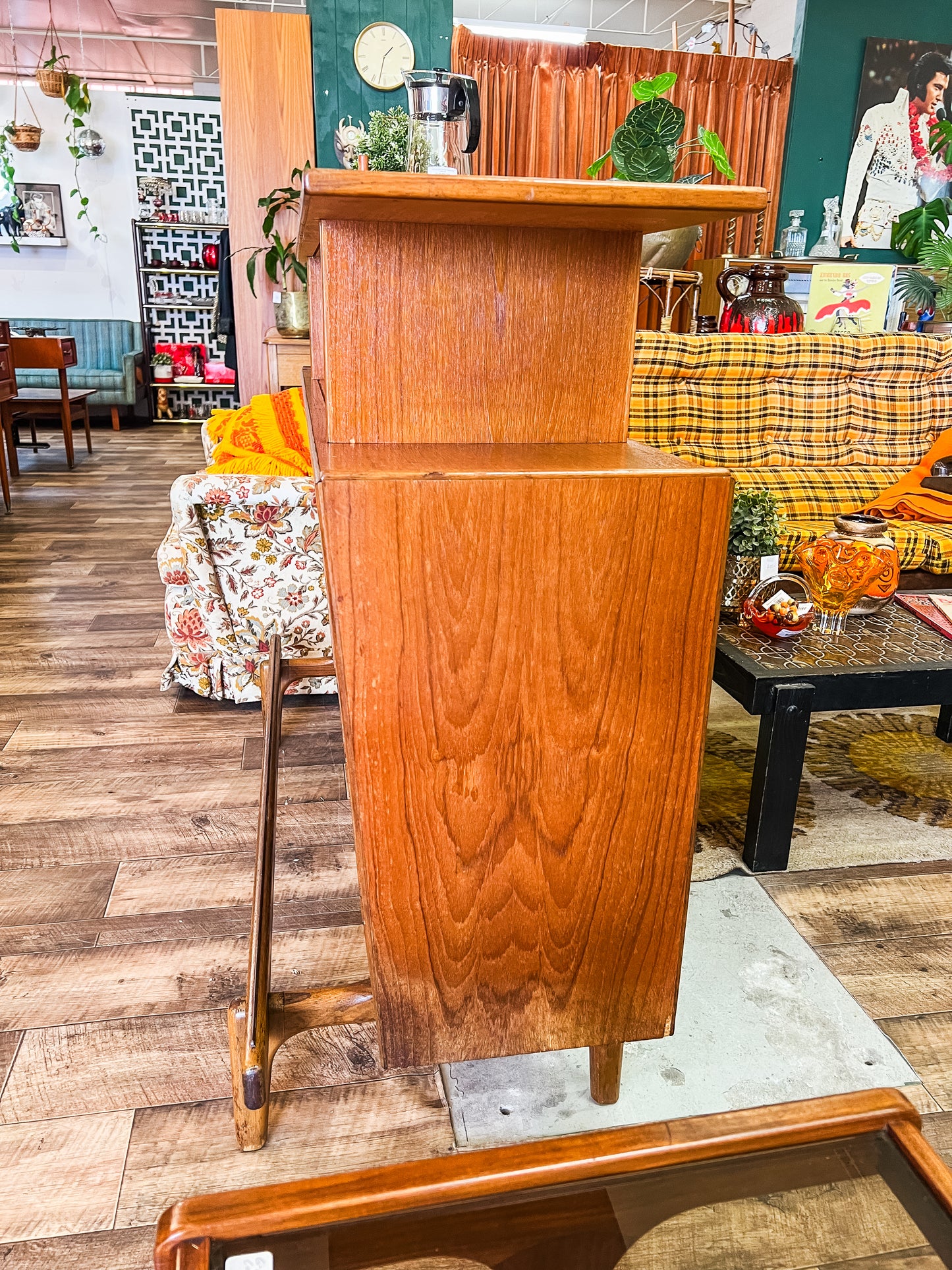 Noblett Bar Cabinet – Made in Australia – Retro Black Grid Front