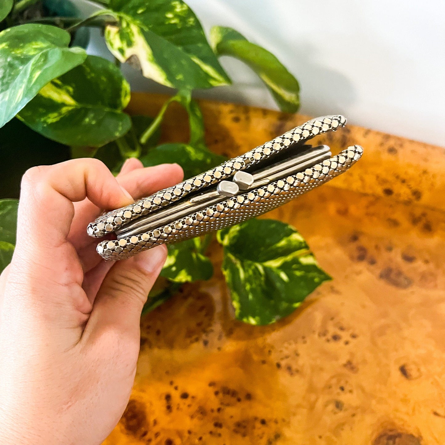 Gold Women’s Mesh Wallet