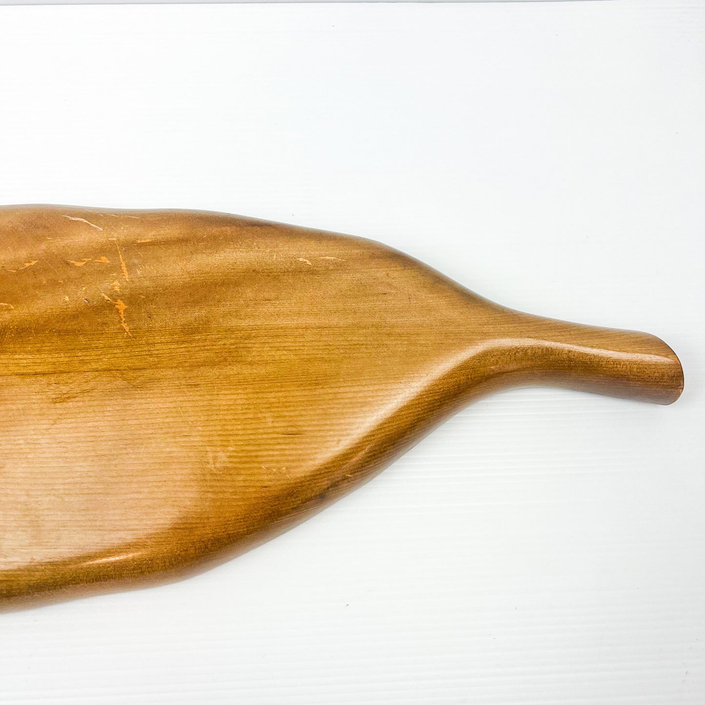 Large wooden leaf shape serving platter plate. Leaf serving platter. Wooden tableware.