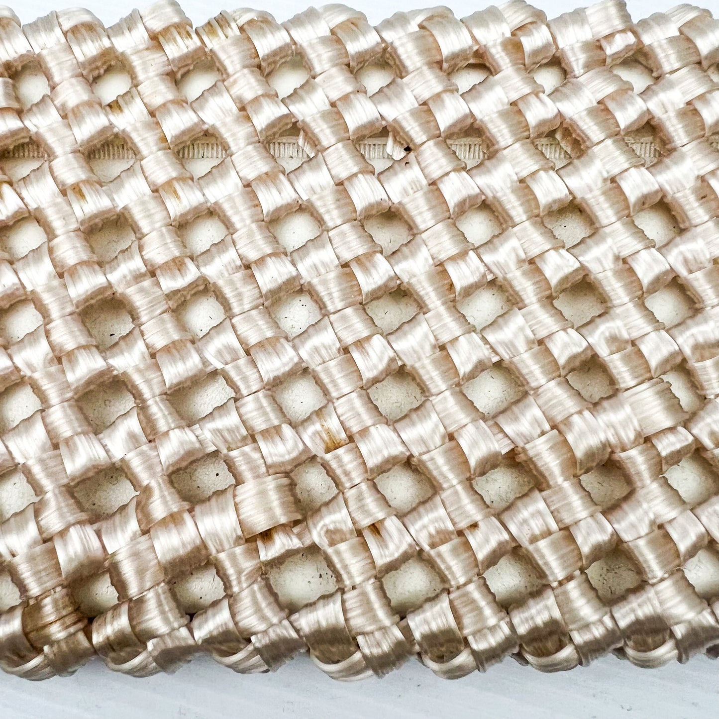 Vintage woven creamy white clutch bag