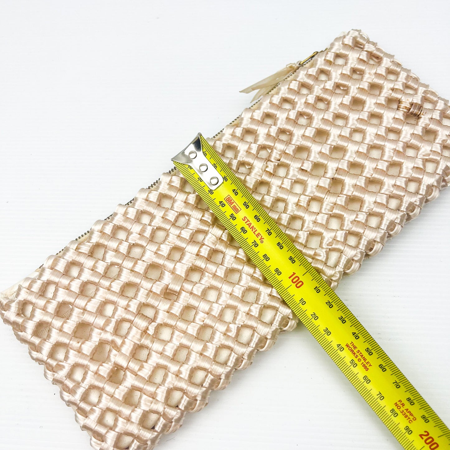 Vintage woven creamy white clutch bag