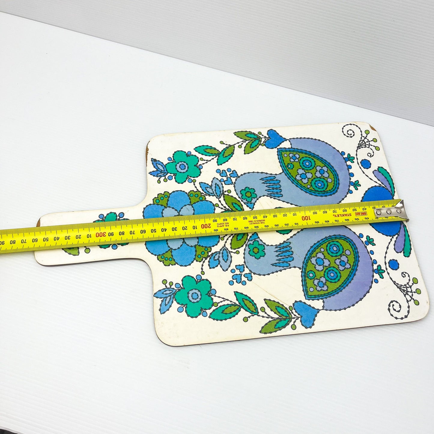 Retro blue bird patterned serving tray board