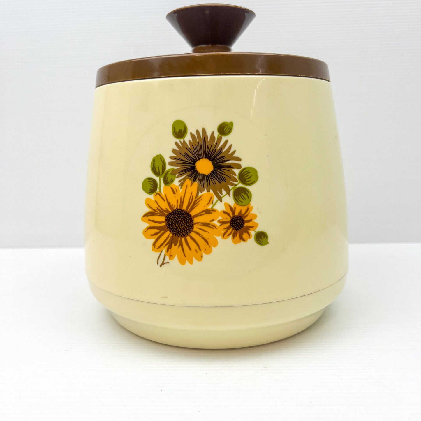 Retro Flower Plastic Storage Container