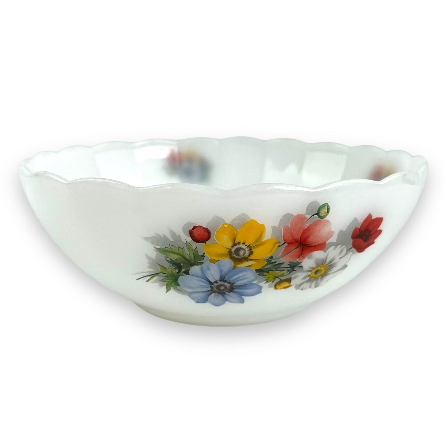 Arcopal France Multicolour flower white glass bowl