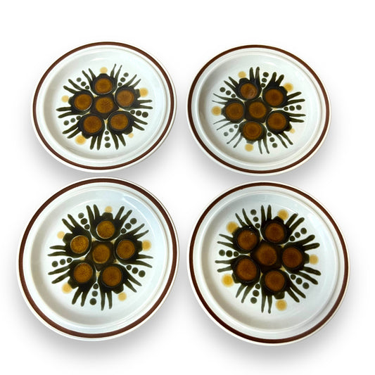 Set of 4 Classic Stoneware Side Plates - Fantasy Design