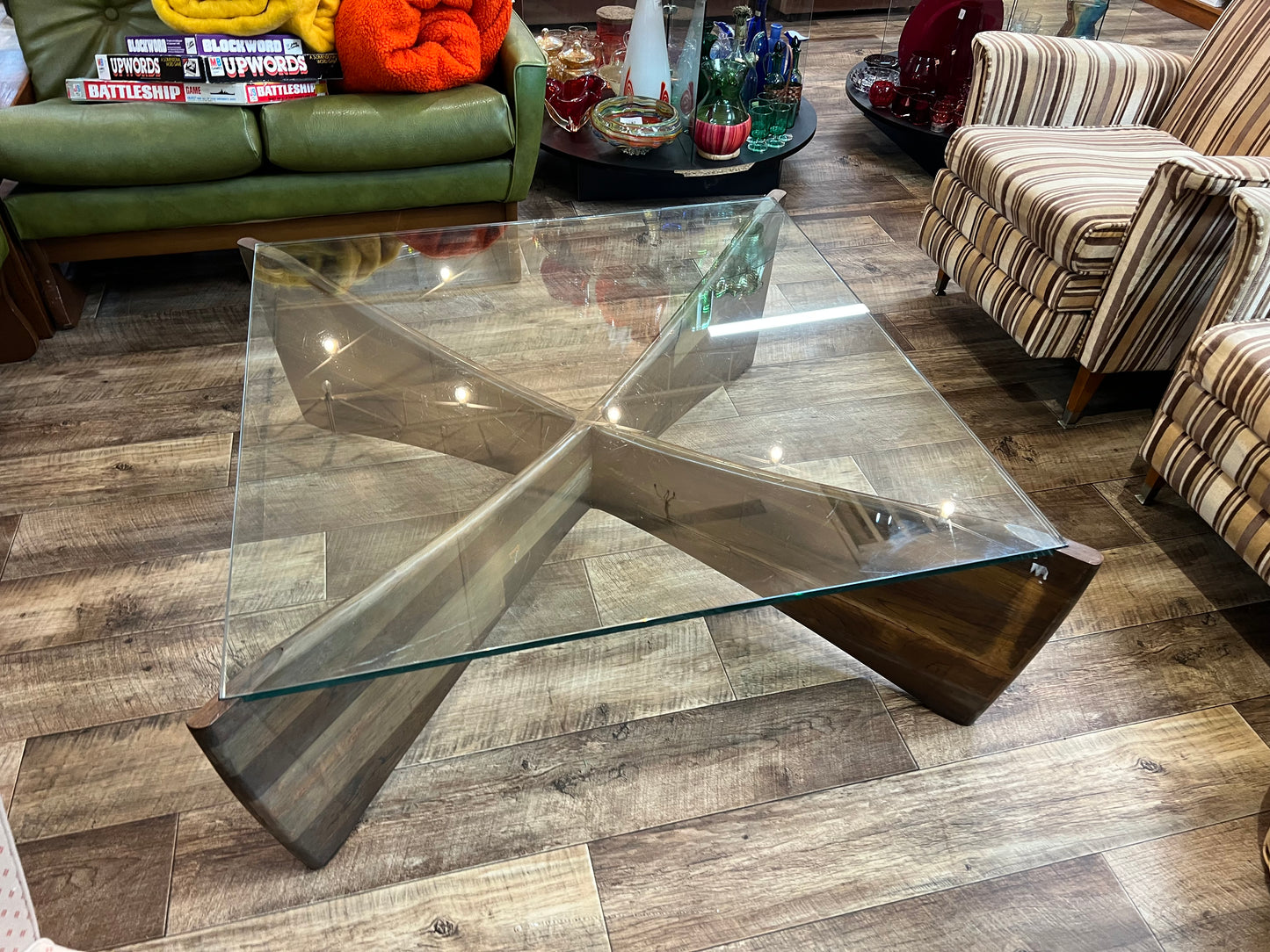 TH Brown Venus Coffee Table
