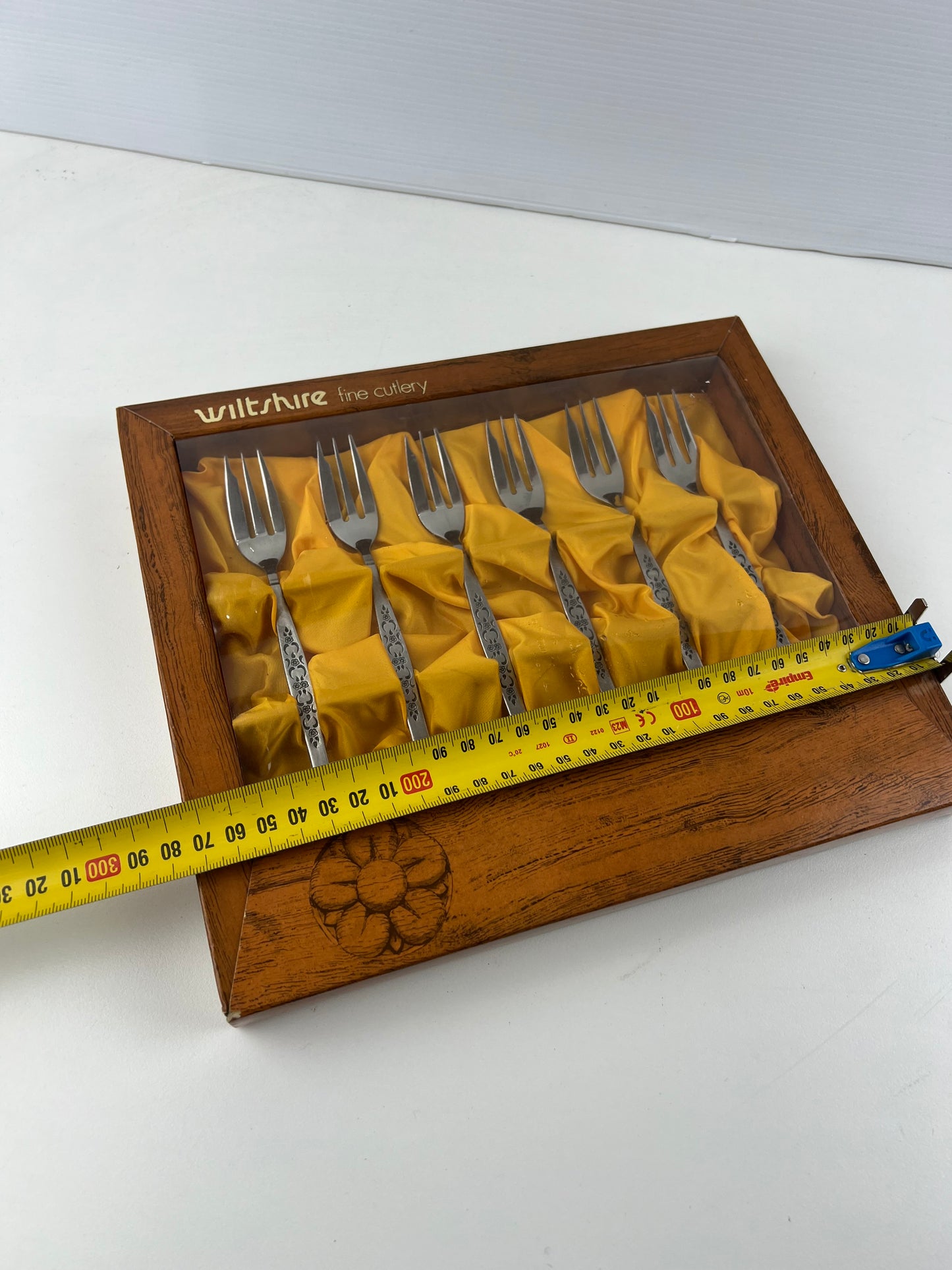 Wiltshire Dessert Fork Set in Box