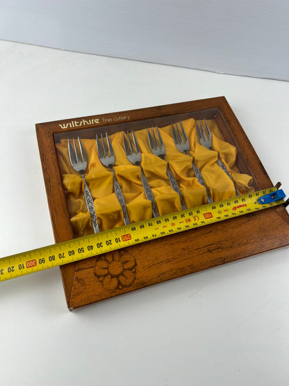 Wiltshire Dessert Fork Set in Box