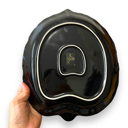 Studio Nova Black Leaf-Shaped Plate