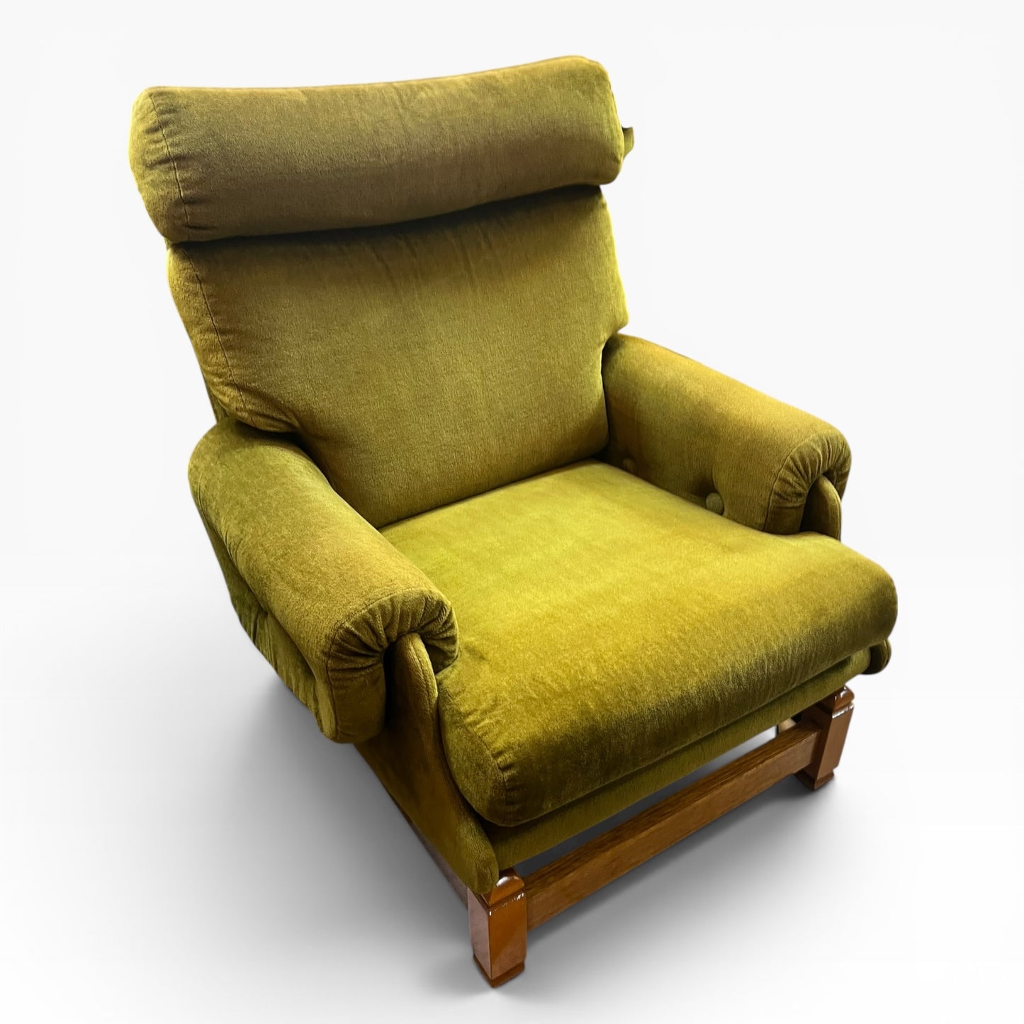 1. Green Fler Lounge chair