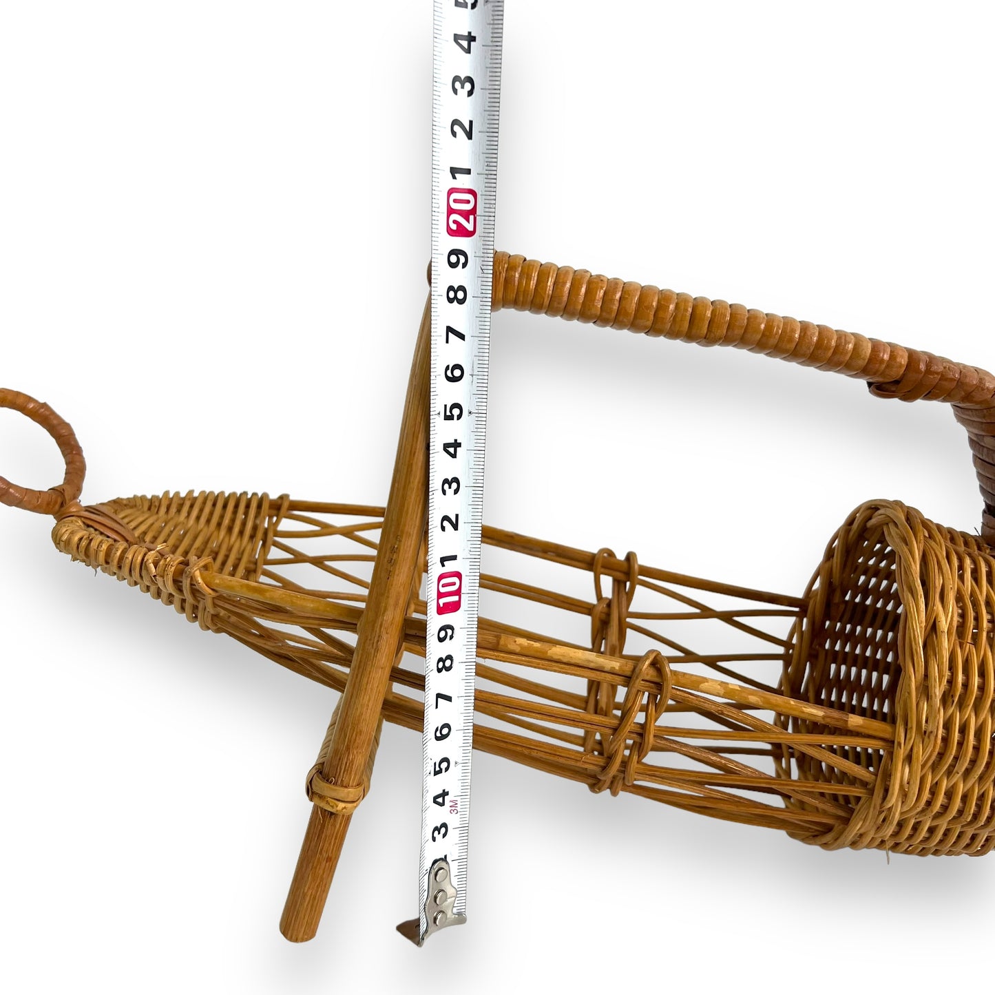 Wicker bottle holder