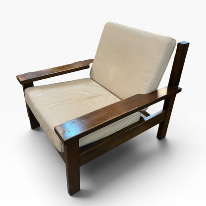 2.Single Lounge Chair Wooden Frame