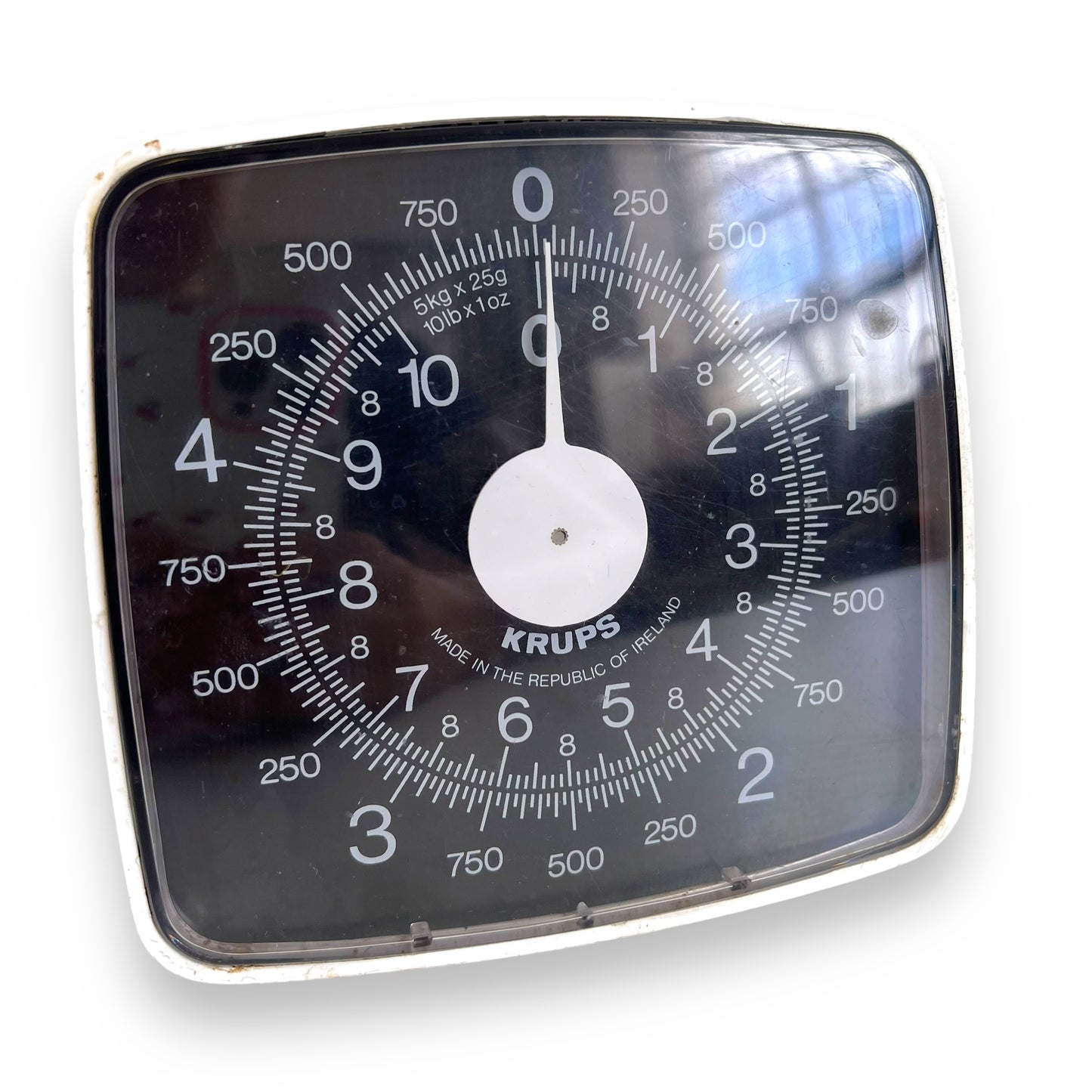 Krups white plastic kitchen scales