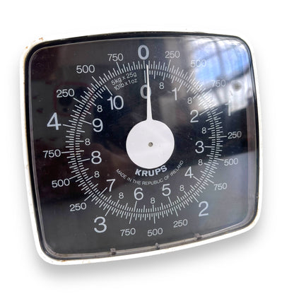 Krups white plastic kitchen scales