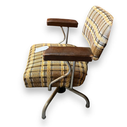 Swivel Office Chair – Plaid Upholstery & Chrome Frame