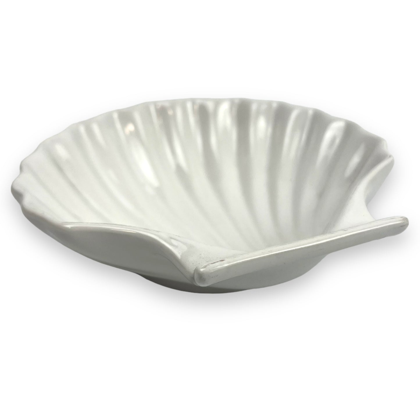White shell bowl/trinket dish