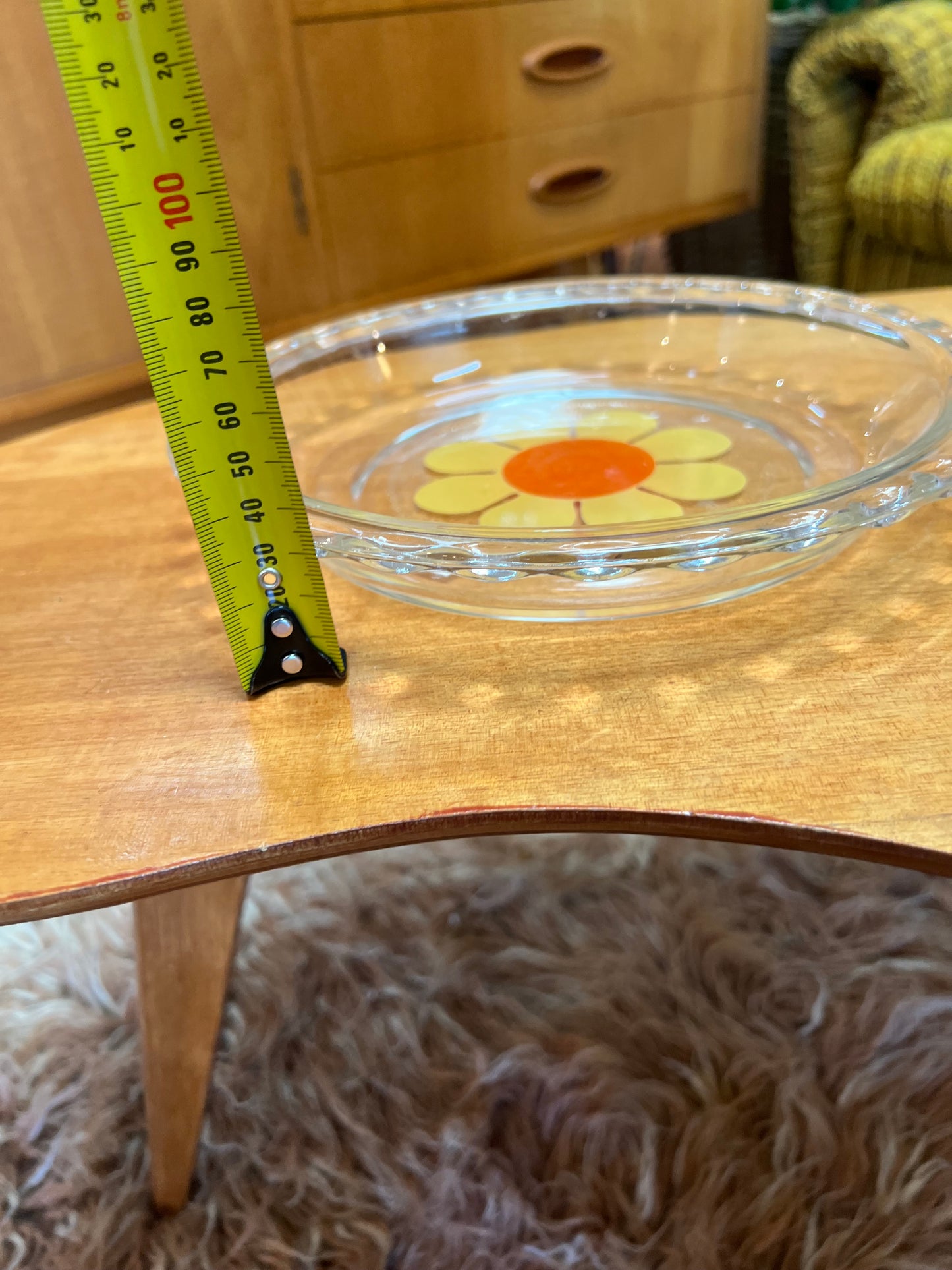 Agee Pyrex Daisy Flower Pie Dish