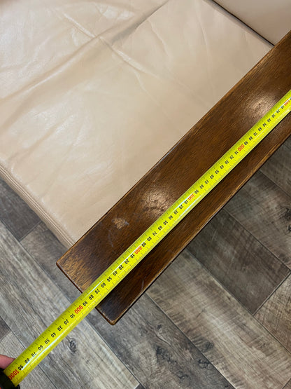 2.Single Lounge Chair Wooden Frame
