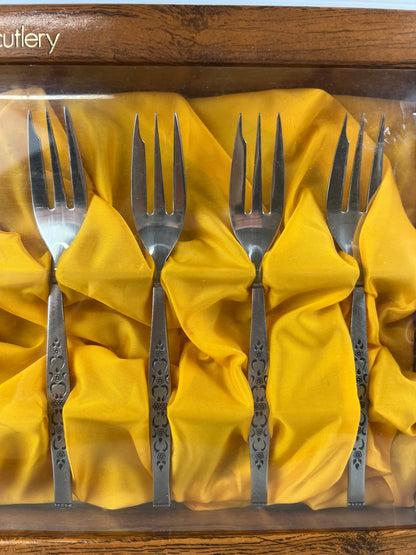 Wiltshire Dessert Fork Set in Box