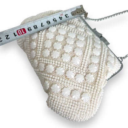 Vintage white Beaded Purse with silver metal clasp and short chain handle