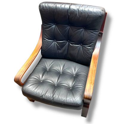 Pair of Tessa T6 Mid-Century Black Leather & Blackwood Lounge Chairs