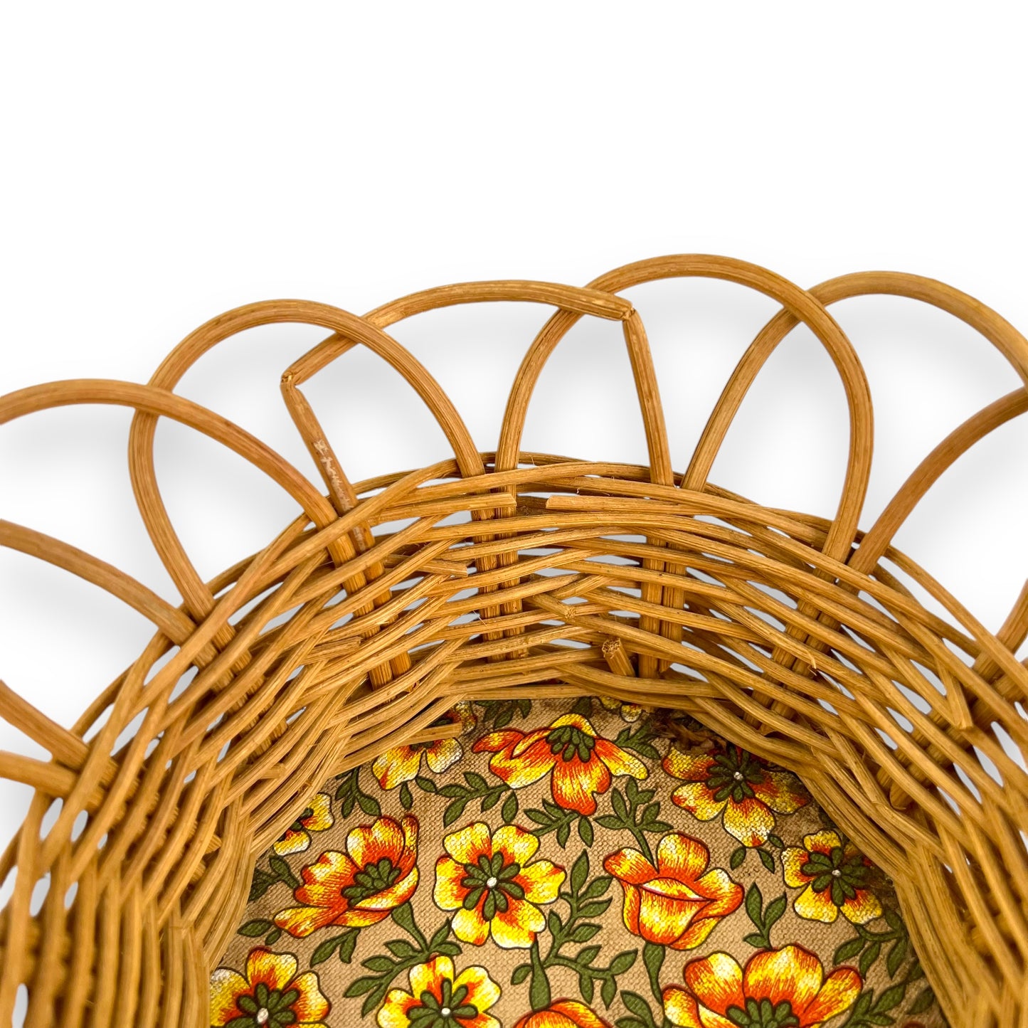 Wicker basket Yellow Flowers