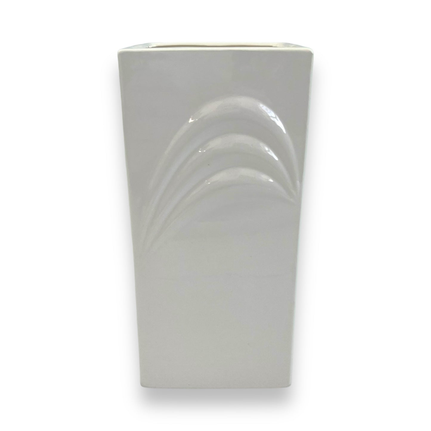 White rectangle vase with arch stripe pattern