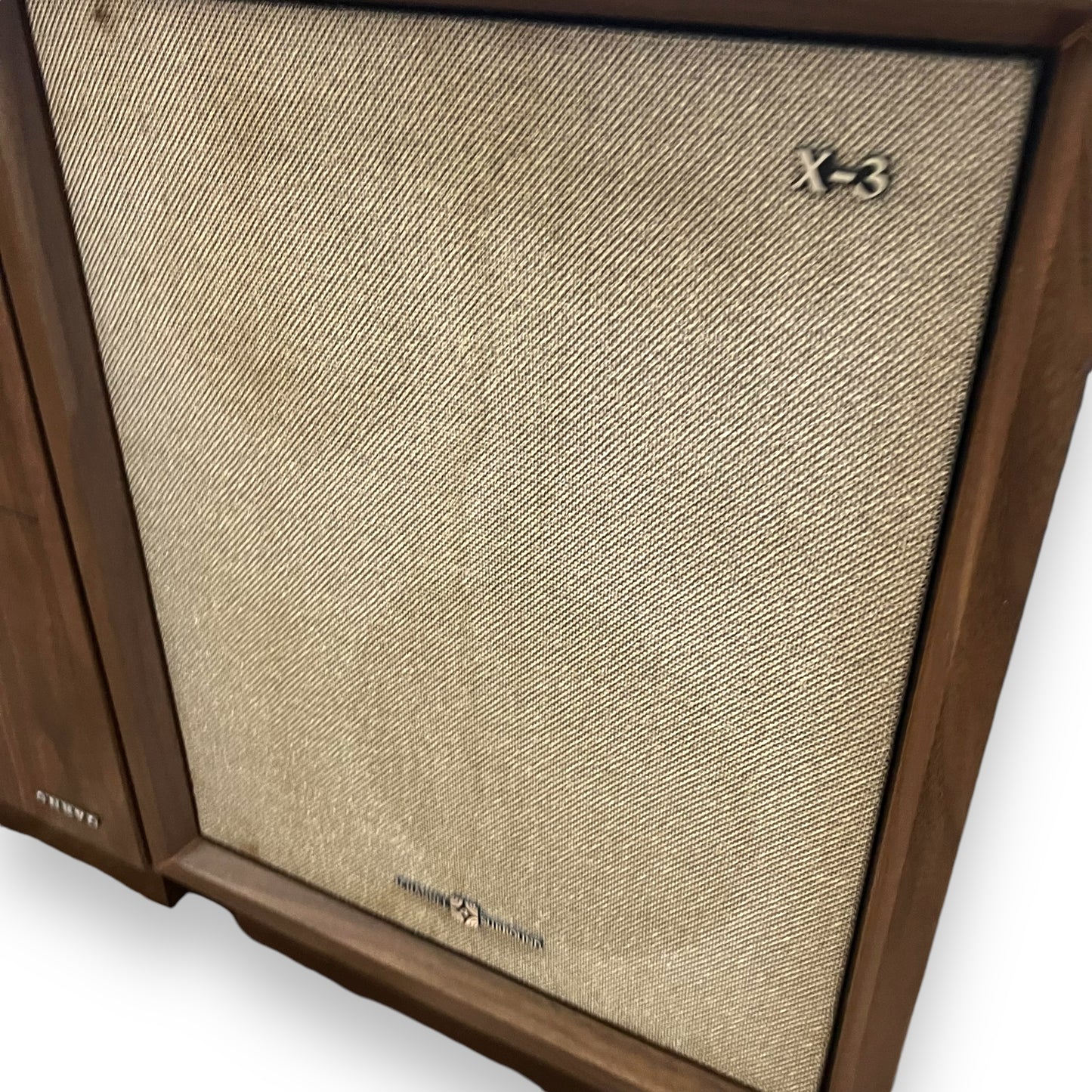 Sanyo Stereo System with X-3 Speakers + Additional Wall Panel Speakers