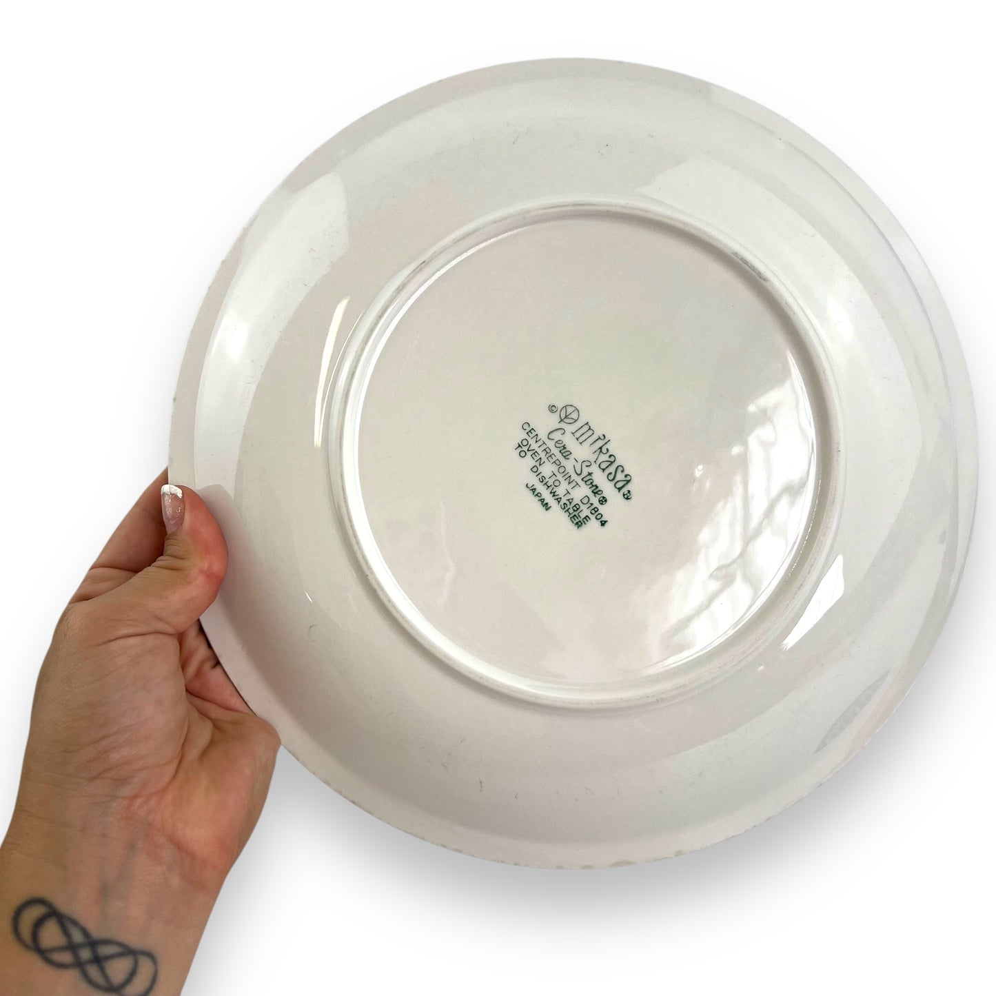 Mikasa Cera-Stone Dinner Plates - Centre Point D804 - Set of 2