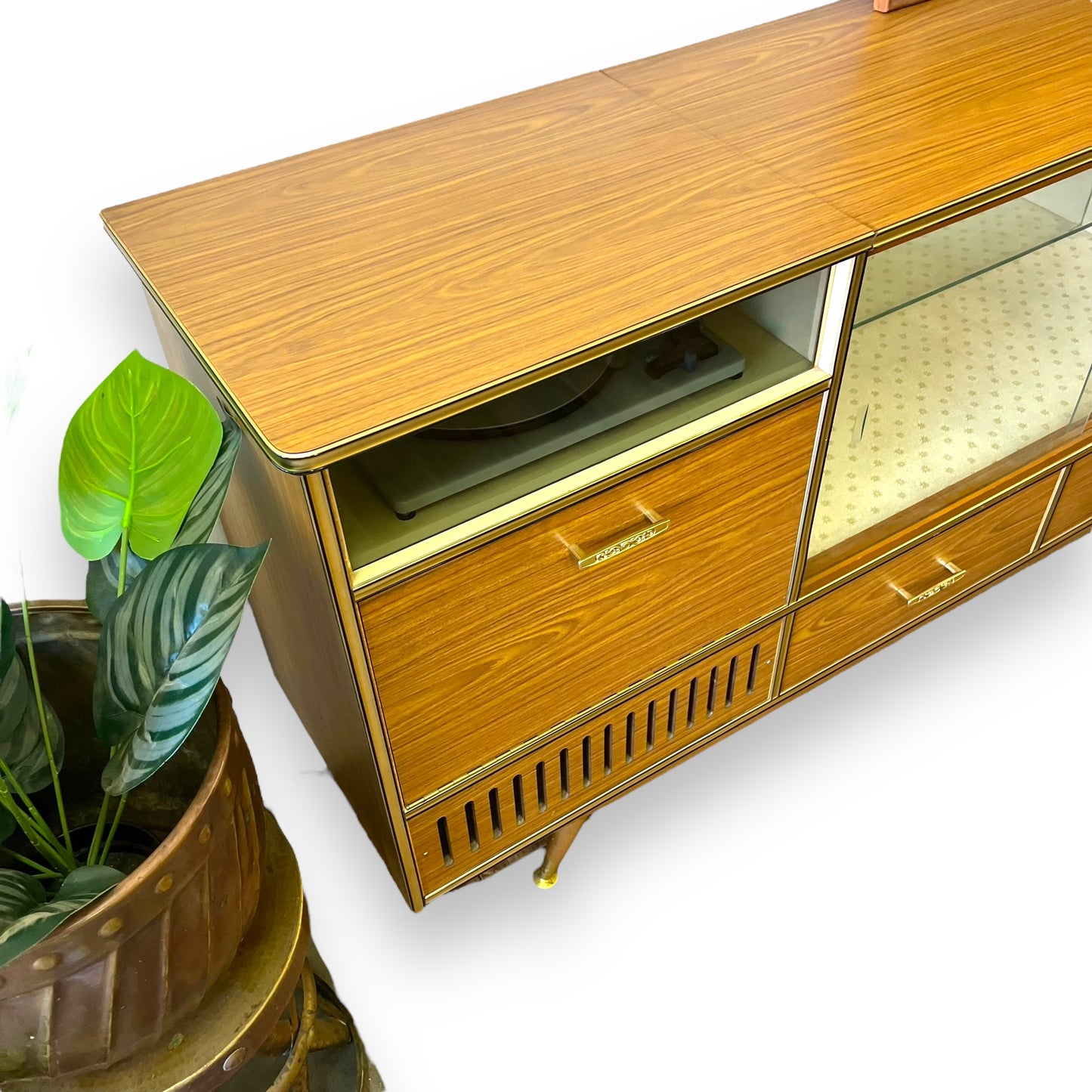 Huntly Furniture Sideboard with inbuilt record player & speakers