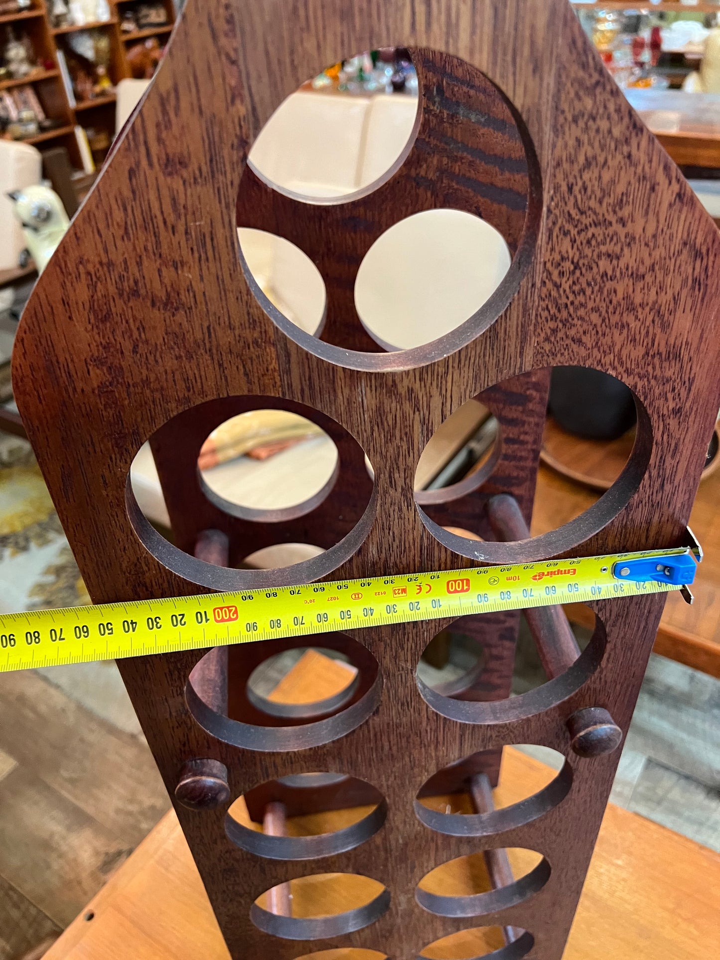 11 bottle wine rack