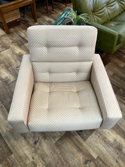 Swivel Lounge Chair – Cream Spotted Upholstery