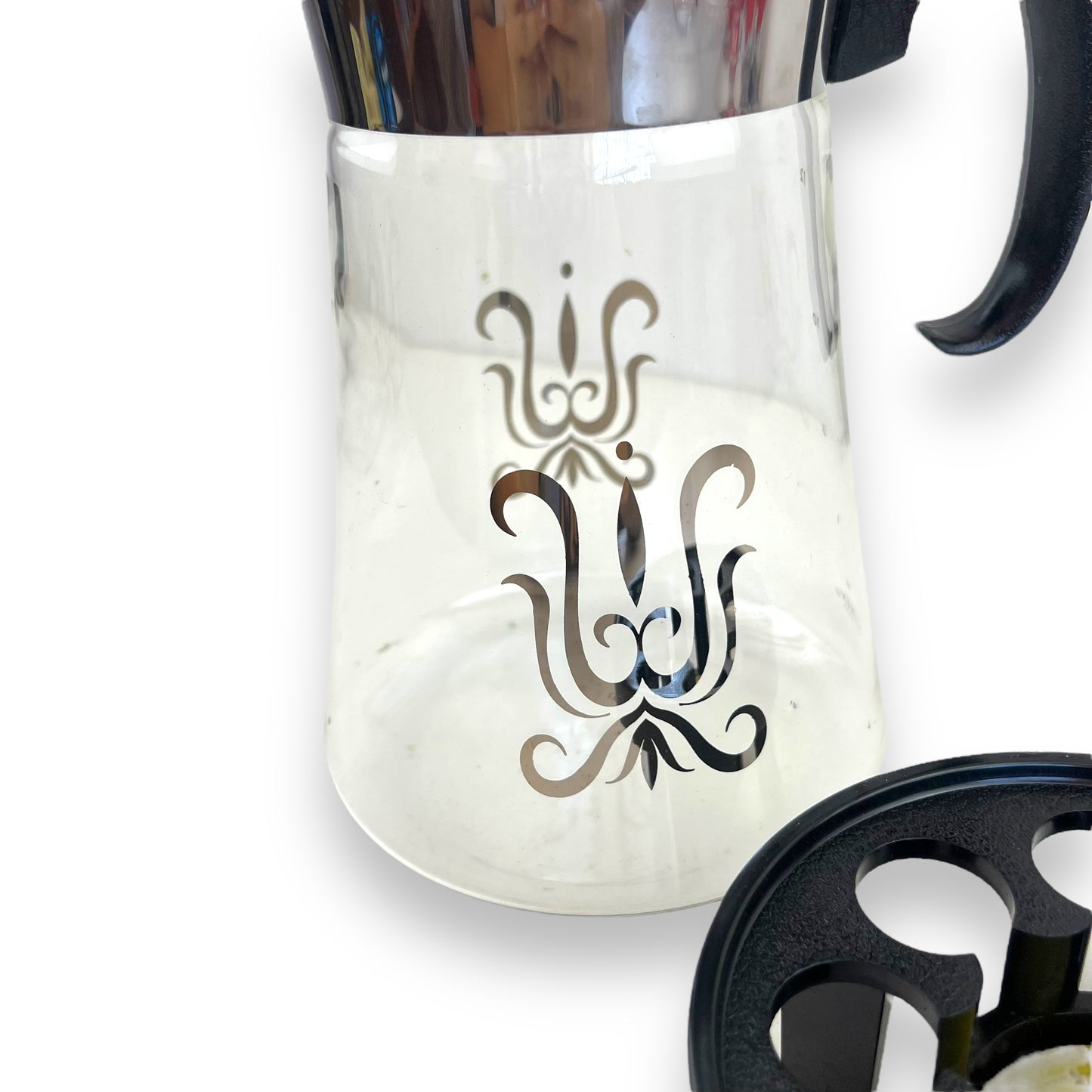 Pyrex 8-cup coffee carafe with a warming stand