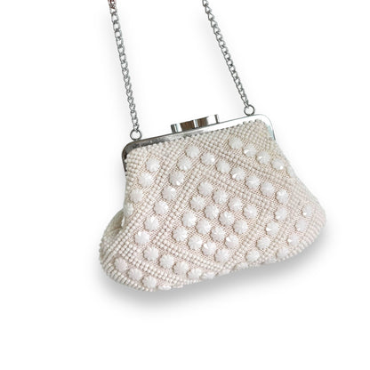 Vintage white Beaded Purse with silver metal clasp and short chain handle