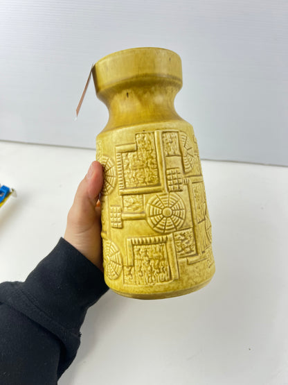 Bay West Germany Pottery Vase – Mustard Yellow Geometric 953-20