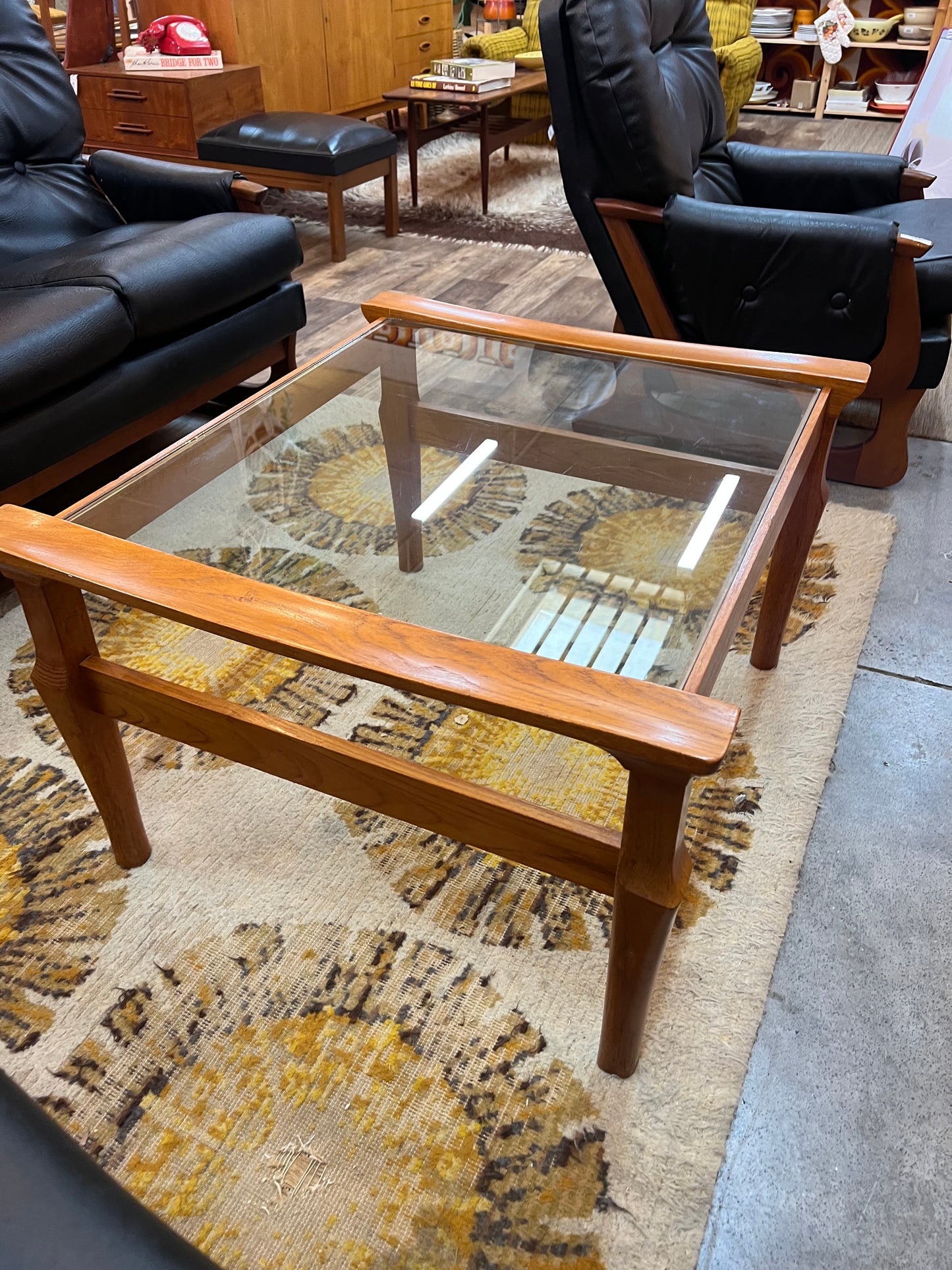 Burgess Mid-Century Glass Top Coffee Table – Solid Timber Frame