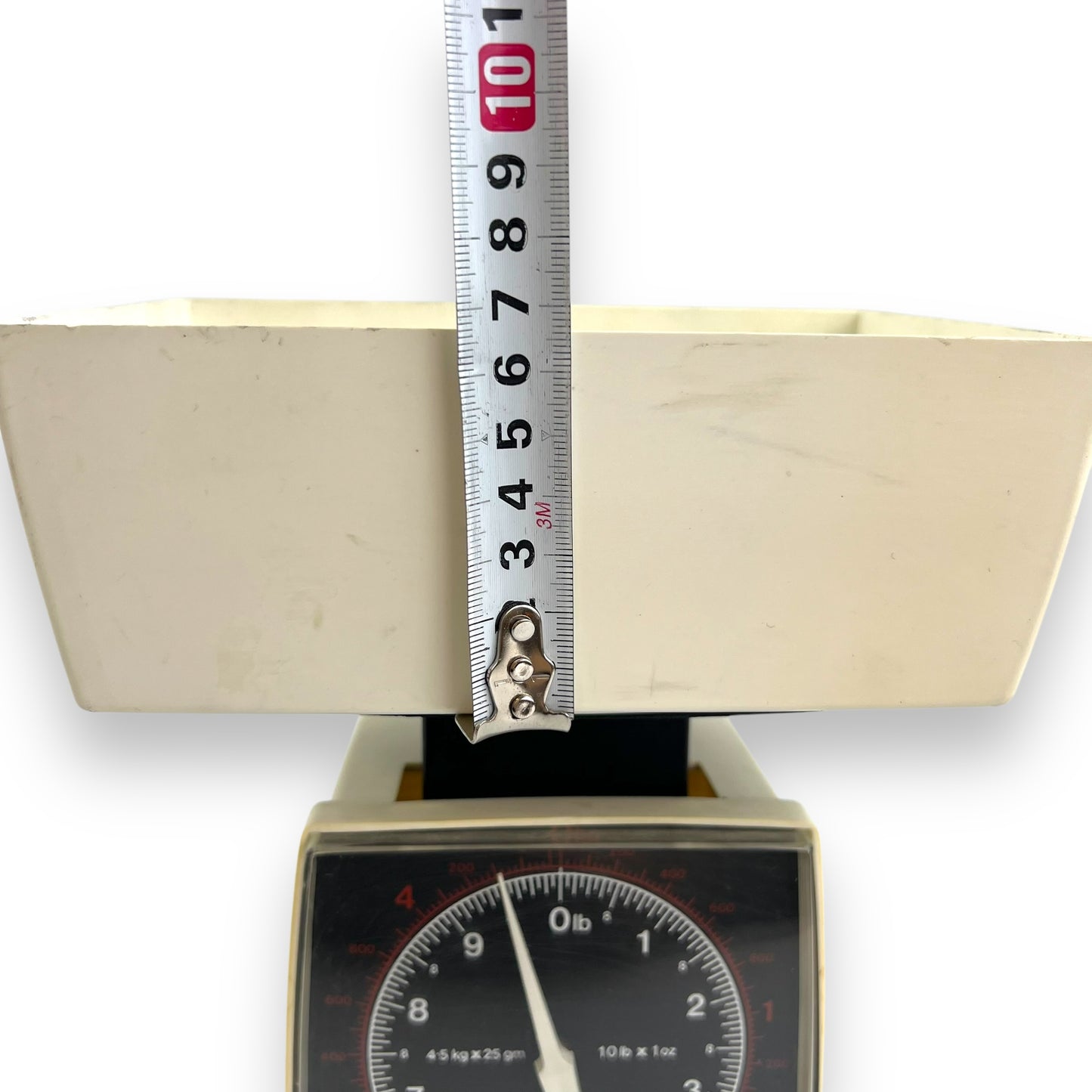 Salter White Plastic Kitchen Scale