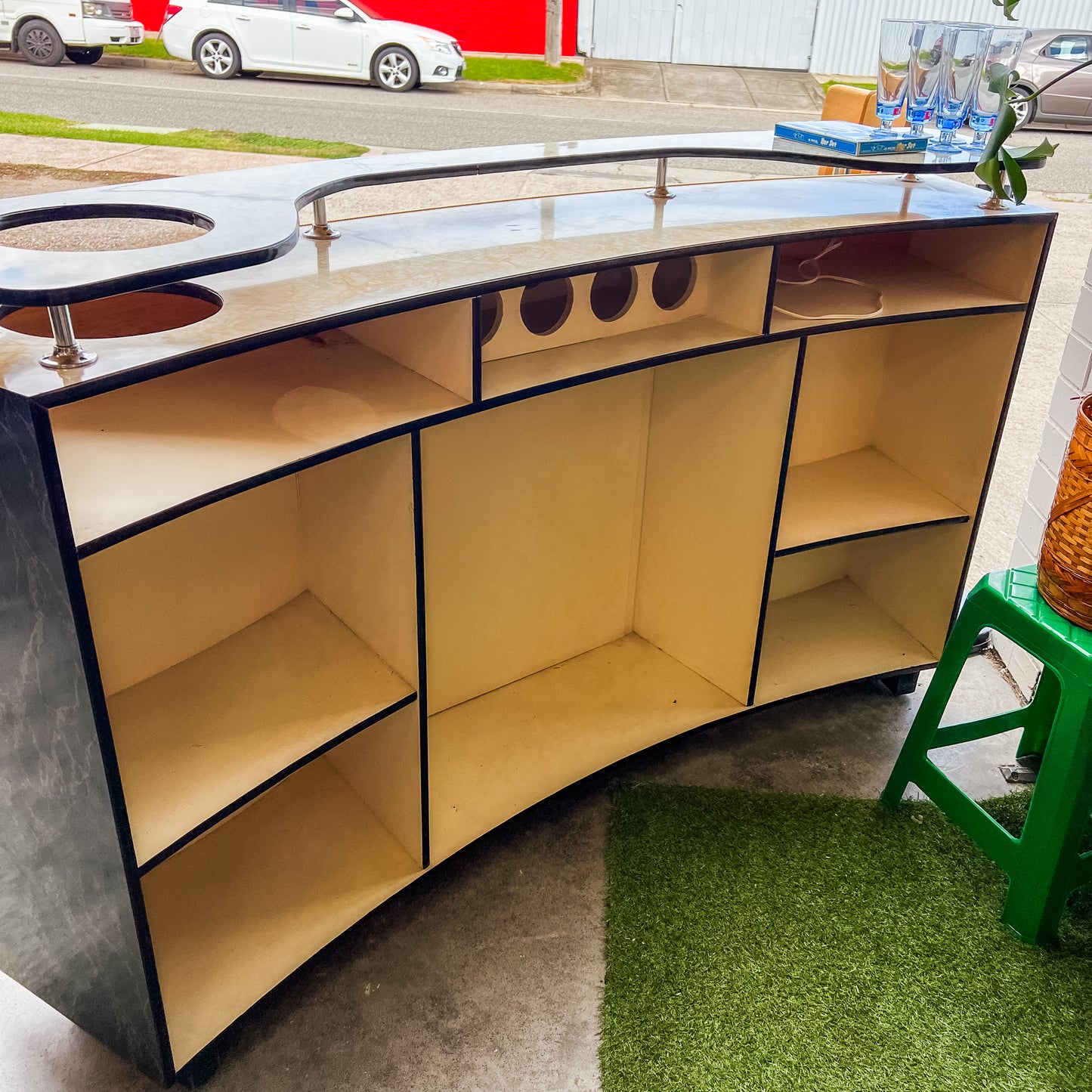 Curved Bar with Light-Up Underwater Fish Diorama