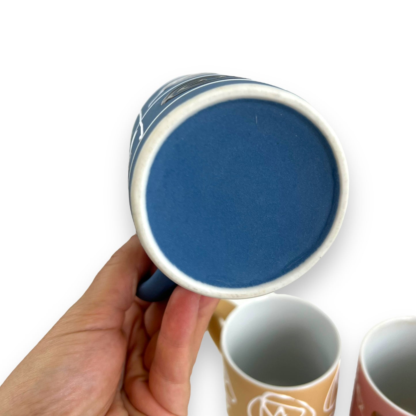 Japan Handpainted Mug Set of 4 (blue x2, beige and pink)