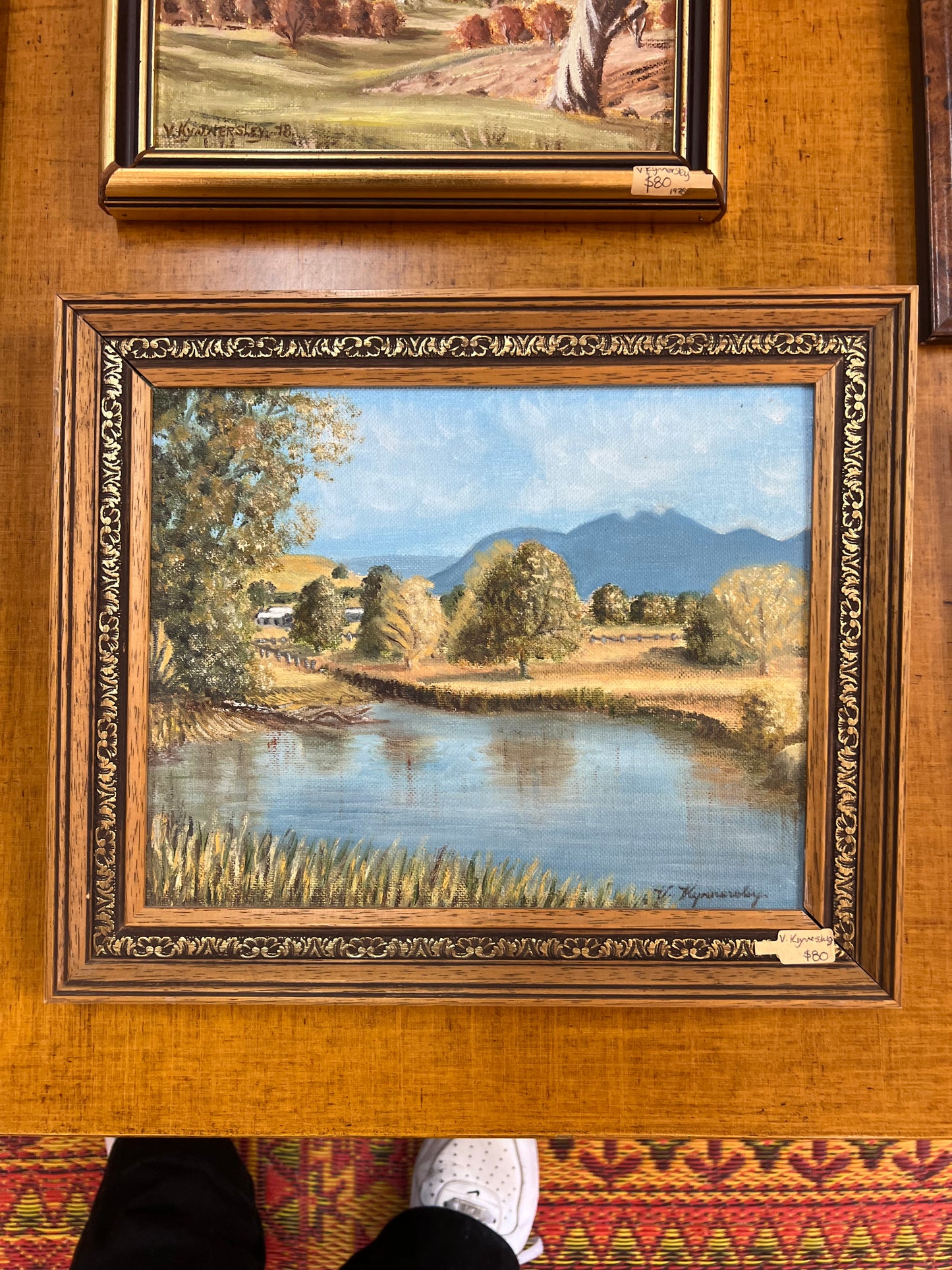 Australian River Landscape Oil Painting – Signed V. Kynnersley