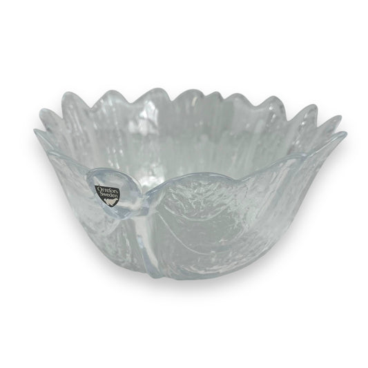 Orrefors (Sweden) "Eden" glass med sized leaf bowl designed by Lars Hellsten