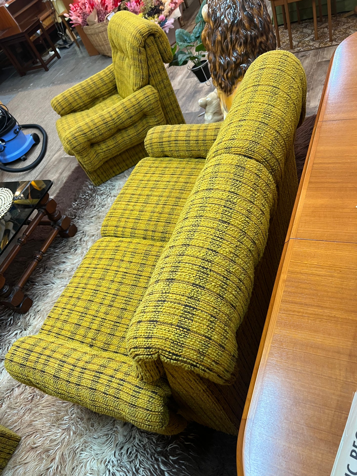 1970s Mustard Yellow Textured Fabric 2-Seater Lounge